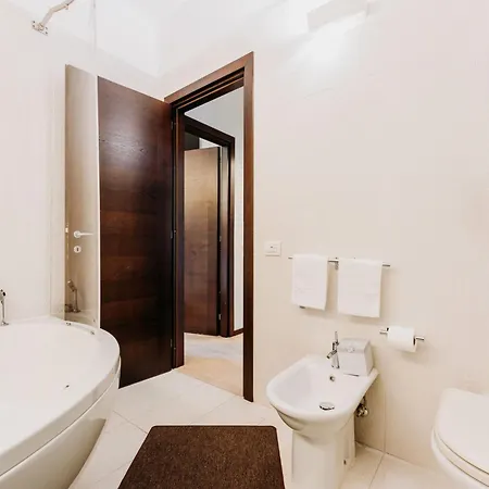 Apartamento In Mit Moeblierter Terrasse By Interhome