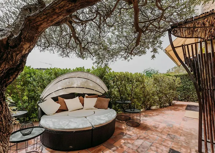 Lägenhet In Mit Moeblierter Terrasse By Interhome